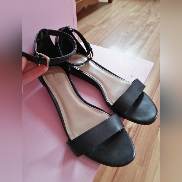 ALDO Black Sandals Size 8 / 39 - Picture 1 of 4
